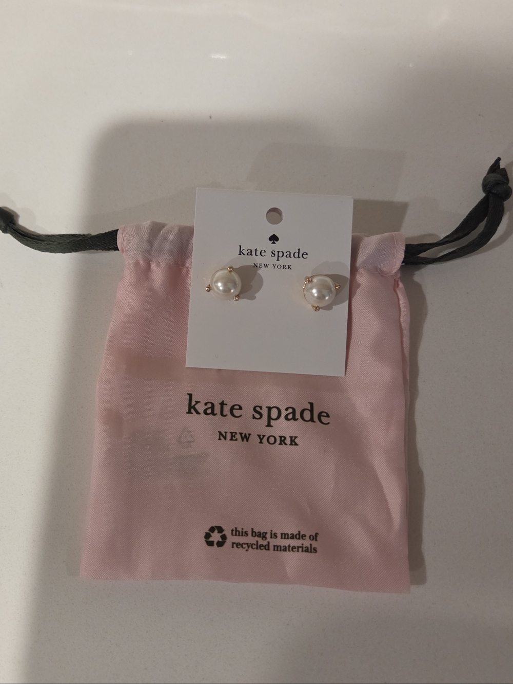 kate spade Gold Pearl Stud Earrings with Pink Dust Bag Nwt